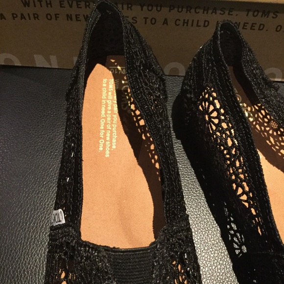 TOMS Classic Black Moroccan Crochet size:10 - Picture 3 of 7